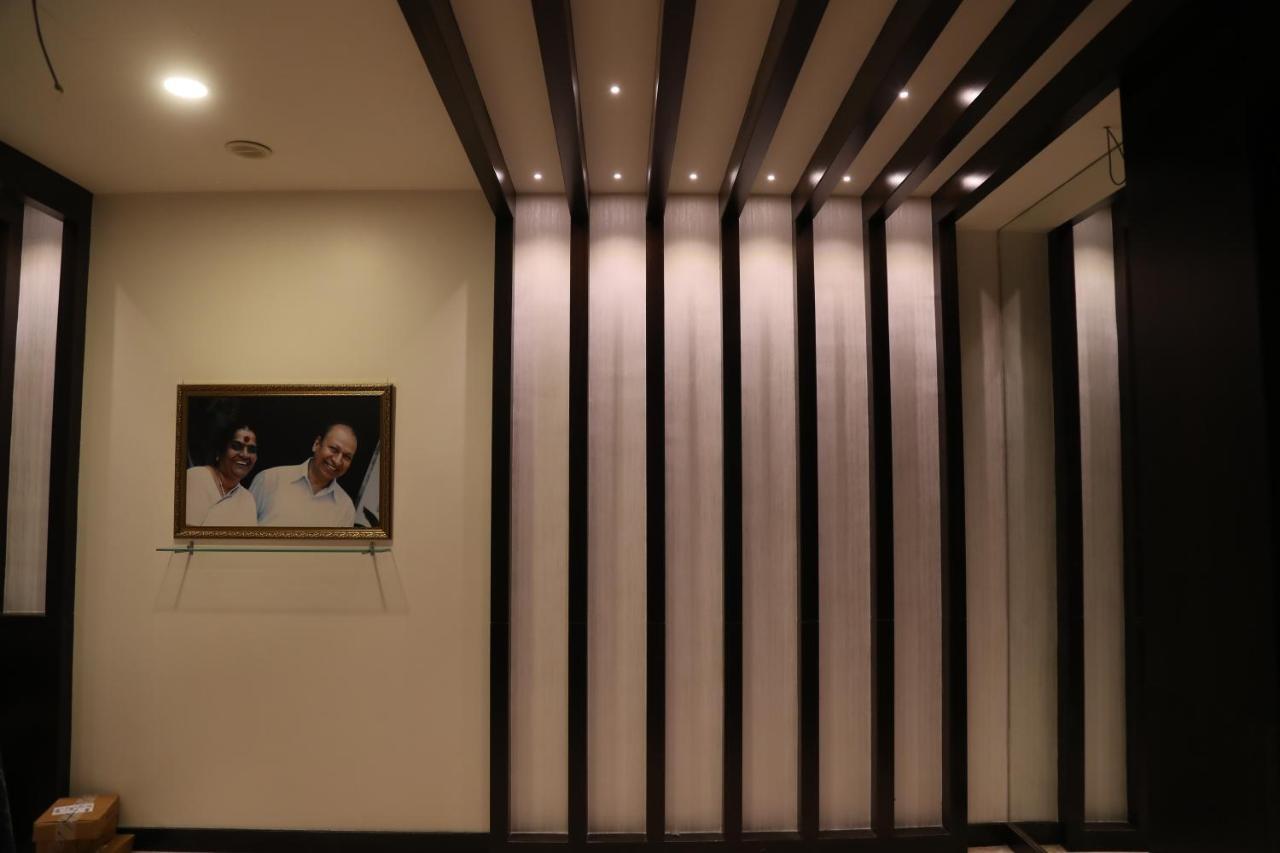 Hotel Dr Rajkumar International Bengaluru Szoba fotó